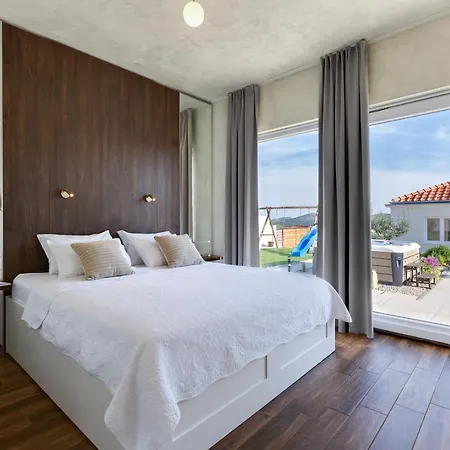 Villa Nebesi Zadarvillas *