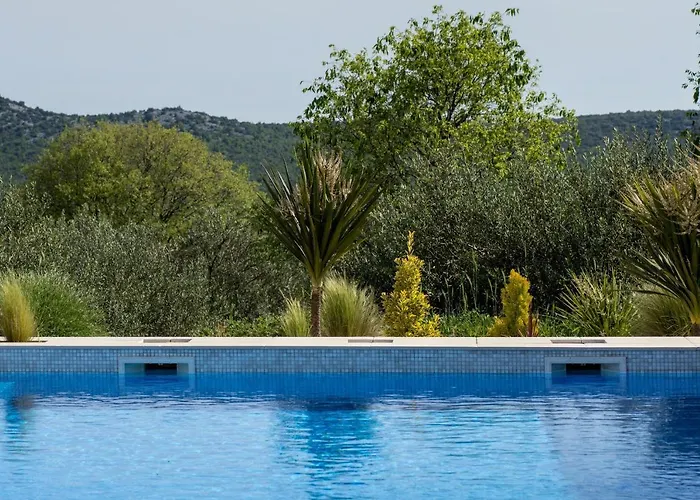 Nebesi Zadarvillas * Radosinovac