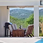 Nebesi Zadarvillas Willa