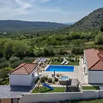 Nebesi Zadarvillas Willa *