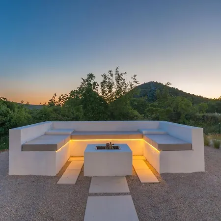 别墅 Nebesi Zadarvillas