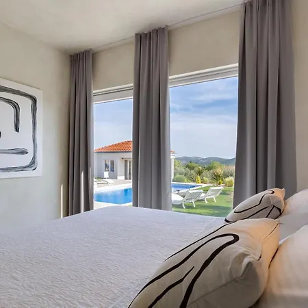 Nebesi Zadarvillas Vila Pristeg
