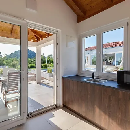 Nebesi Zadarvillas 别墅 *