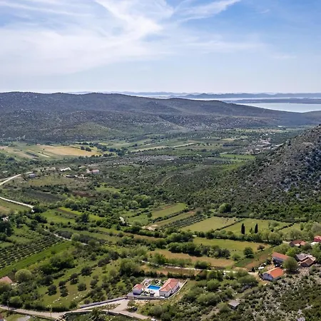 Nebesi Zadarvillas Villa Radosinovac